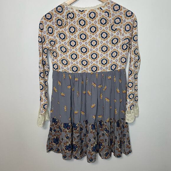 435 Matilda Jane So Spirited Dress 12 Girls Printed Geometric Lace Trim Pleated - Picture 3 of 4